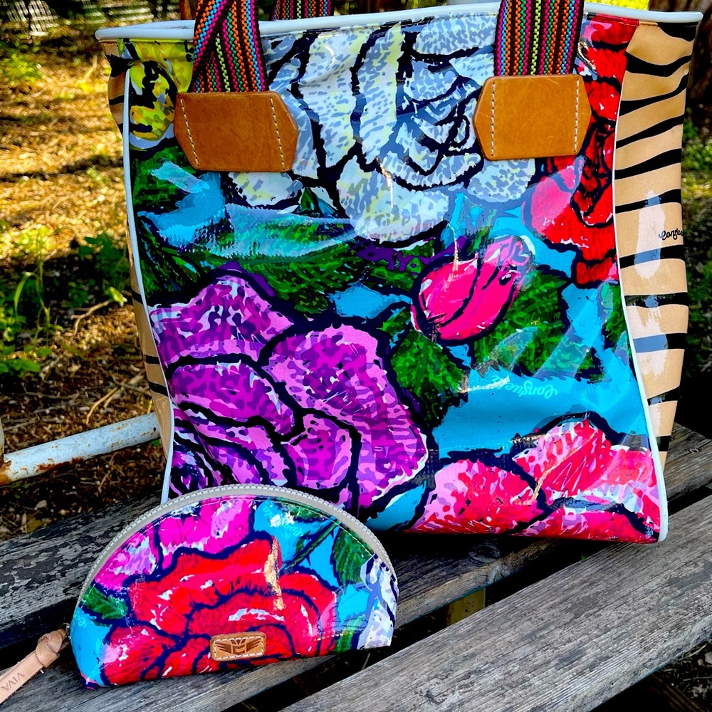 Consuela tote with matching make up bag
